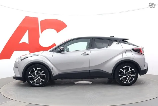 Toyota C-HR 1,8 Hybrid Intense Edition - / Navi / JBL audio / Kamera / Lohkolämmitin / Image 2